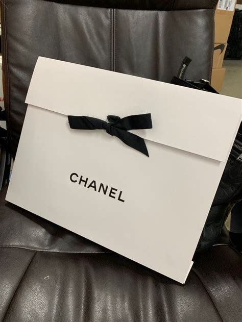 chanel gift bag.